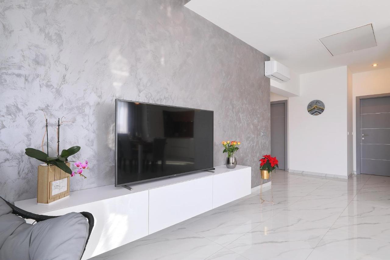 Apartman Chiara Galovac  エクステリア 写真
