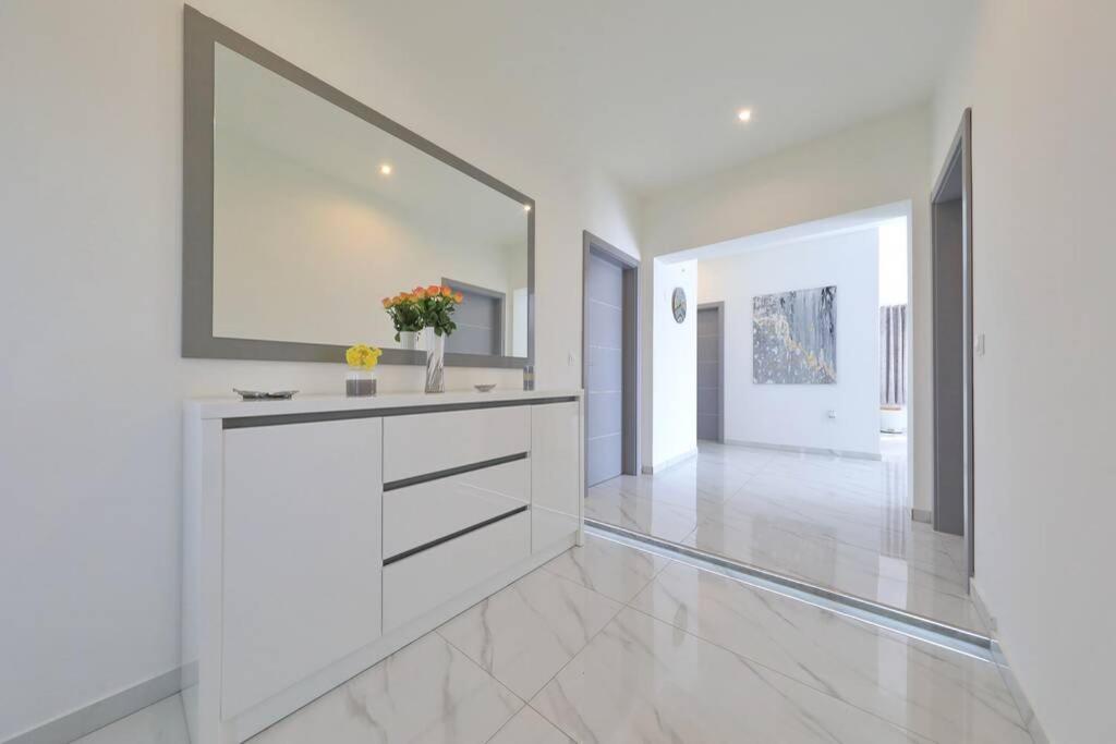 Apartman Chiara Galovac  エクステリア 写真